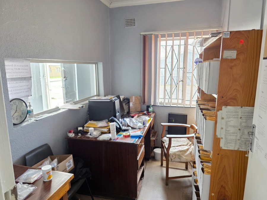 Commercial Property for Sale in Ravensmead Western Cape